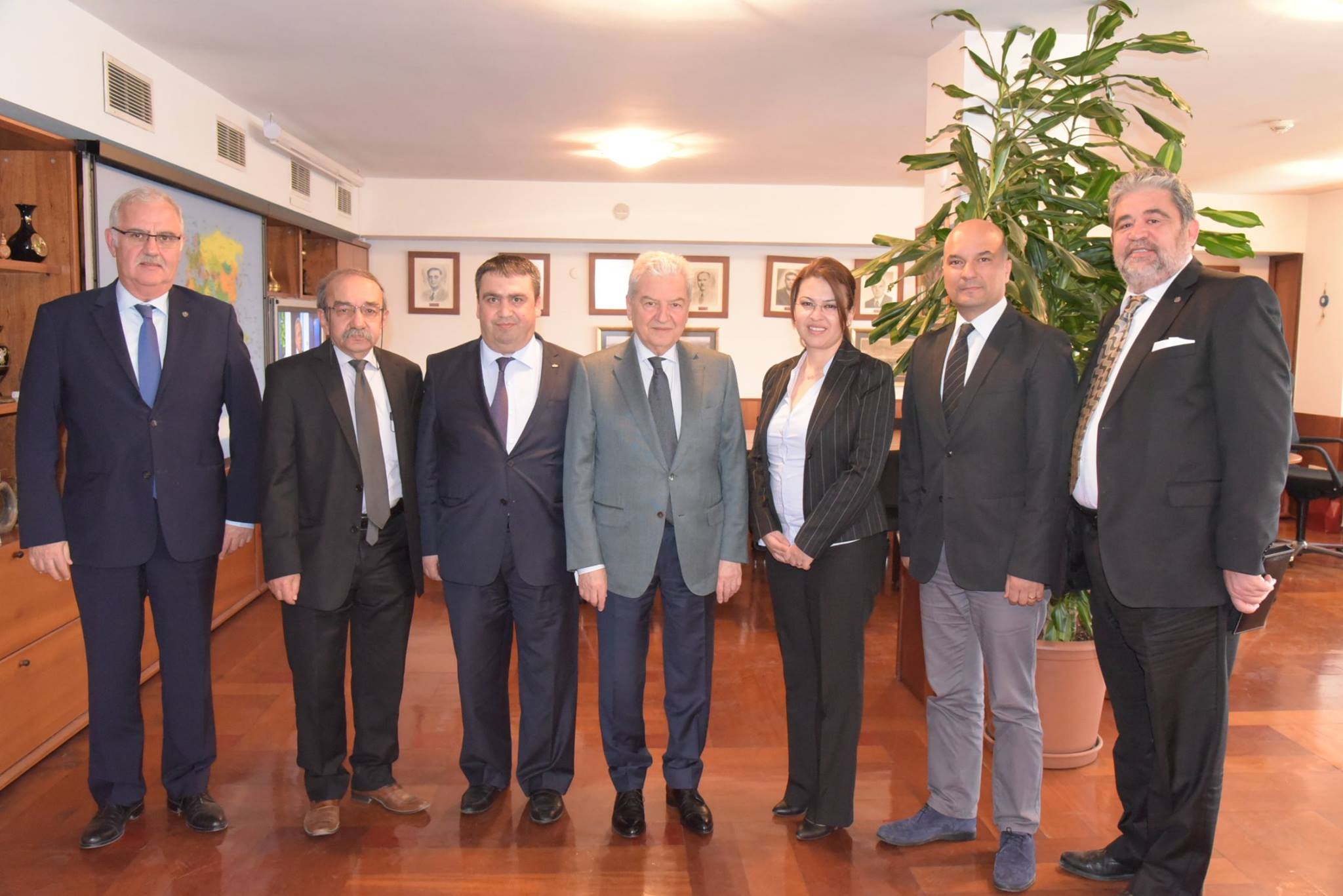 EMD İzmir Şubesi’nden İTO’ya ziyaret EMD İzmir Şubesi’nden İTO’ya ziyaret