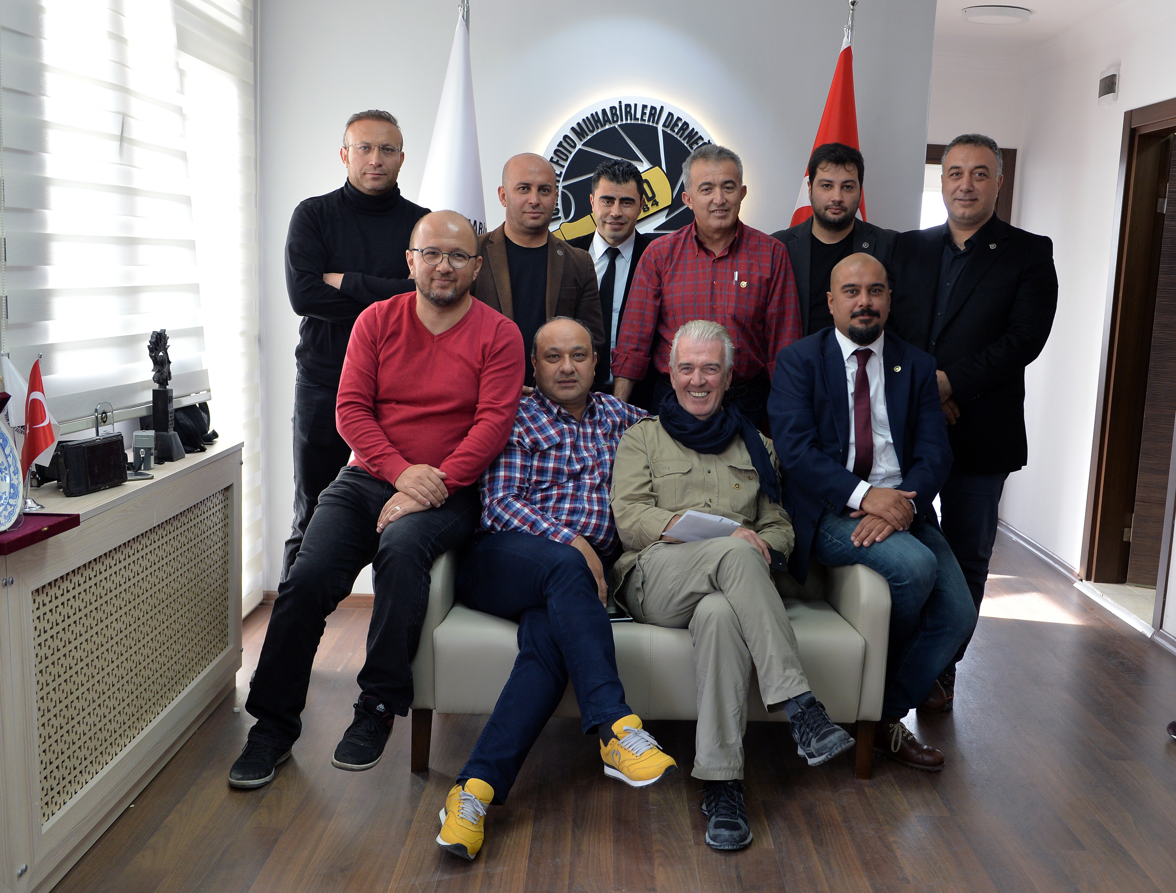 İzmirli Foto Muhabirleri Cem Öksüz ve Tolga Adanalı’yı kutluyoruz