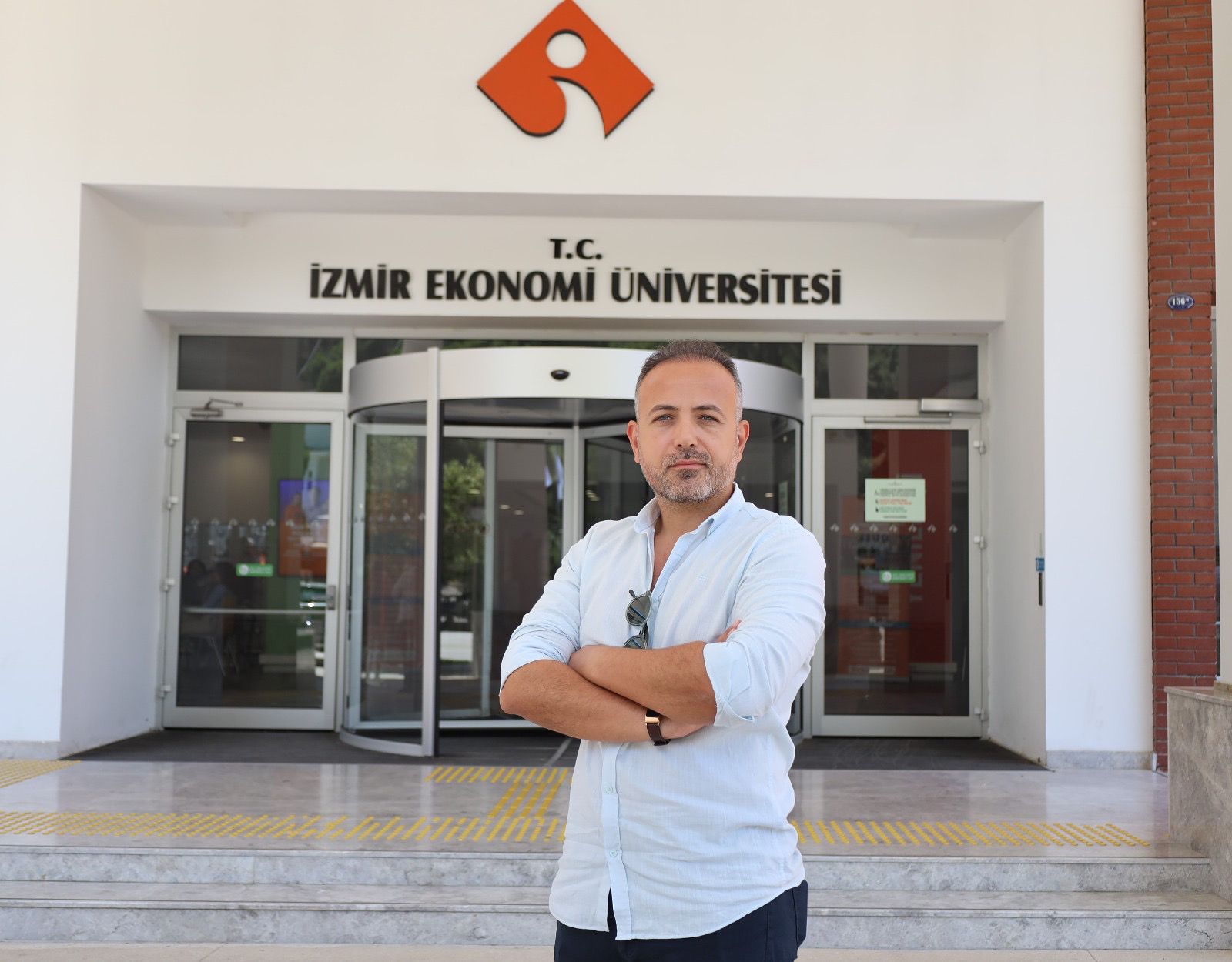 Sercan Özipekçi İzmir Ekonomi Üniversitesi’ne geçti Sercan Özipekçi İzmir Ekonomi Üniversitesi’ne geçti