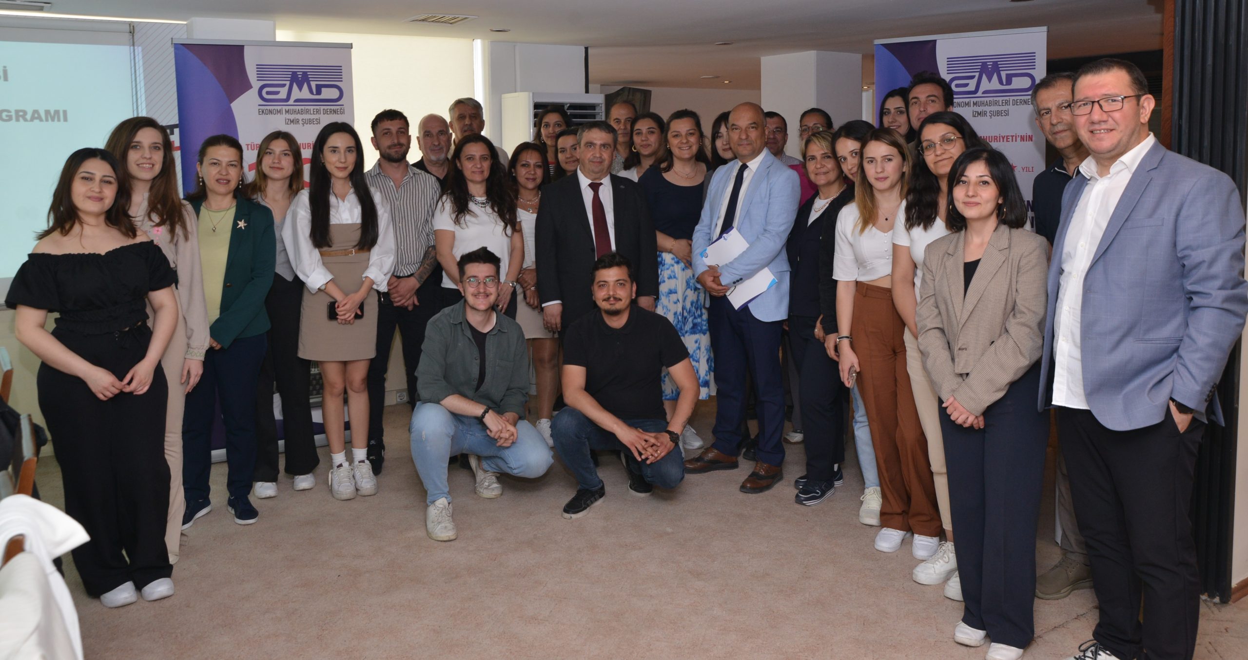 EMD İzmir’den kuşaklararası iletişime ilham veren ‘Deneyim Programı’ EMD İzmir’den kuşaklararası iletişime ilham veren ‘Deneyim Programı’