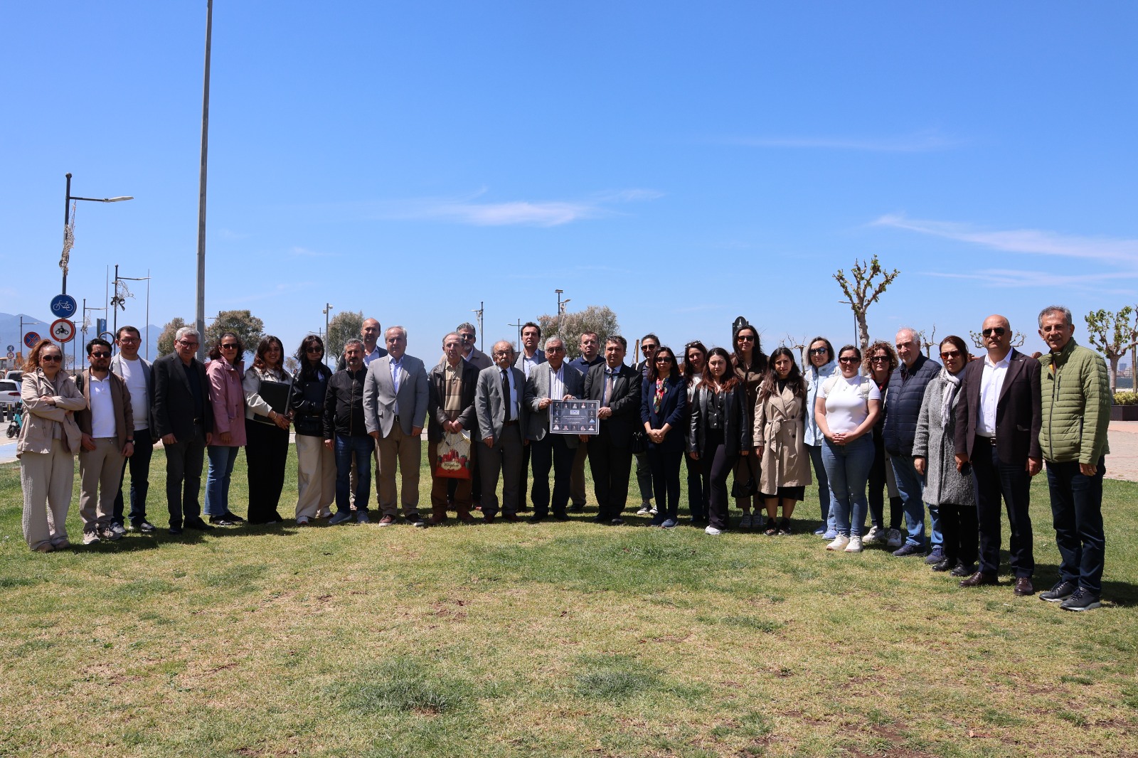 Bir Ömür Ekonomi Yazanlar’a hüzünlü anma